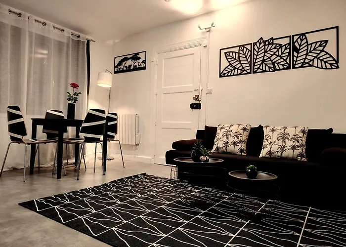 Le Parmentier - T2 Apartment *